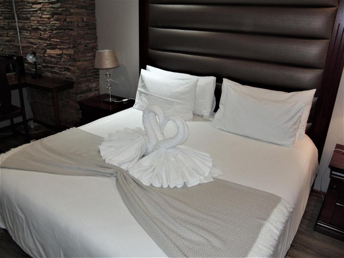 African Moon Corporate House Kempton Park Exteriér fotografie