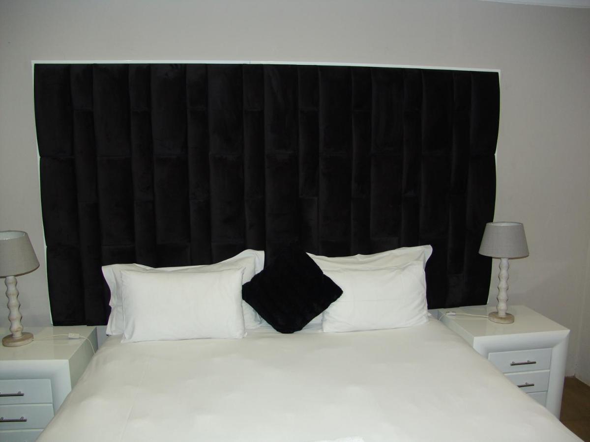 African Moon Corporate House Kempton Park Exteriér fotografie