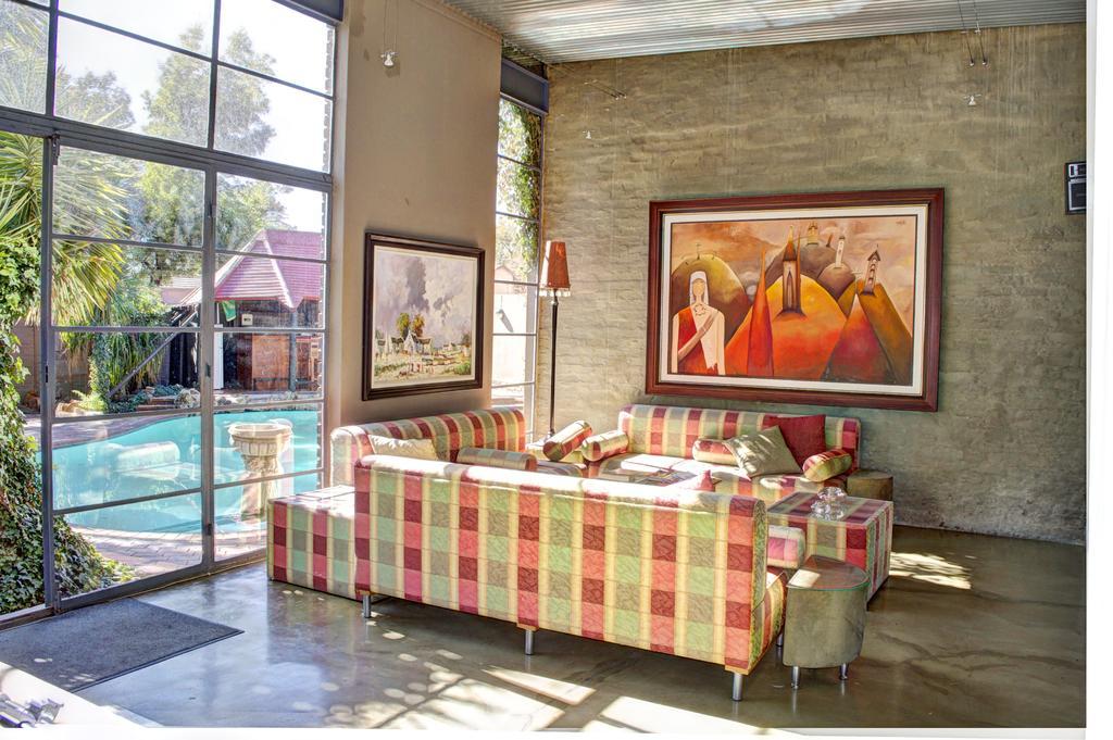 African Moon Corporate House Kempton Park Exteriér fotografie